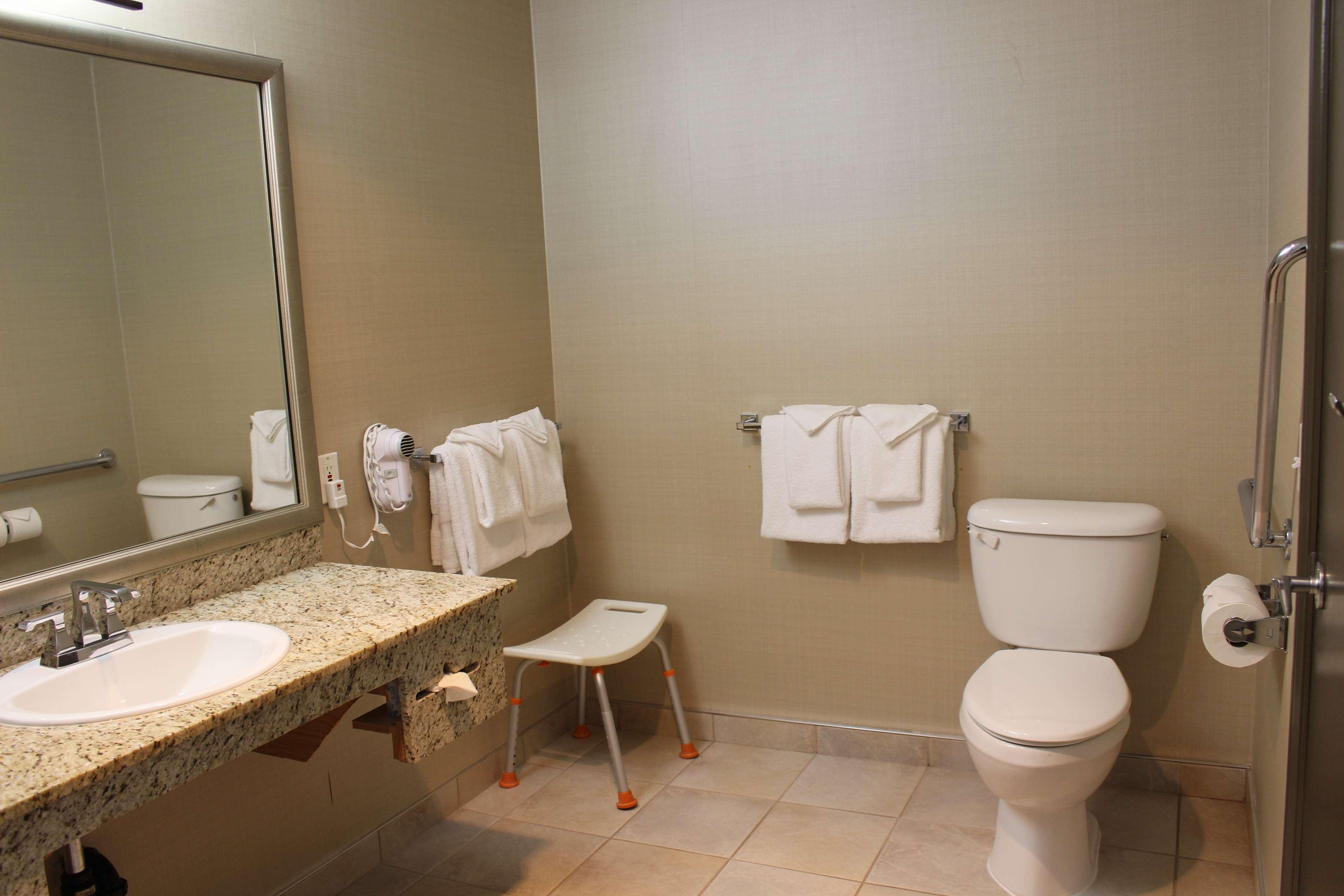 Best Western King George Inn & Suites Surrey Exteriér fotografie