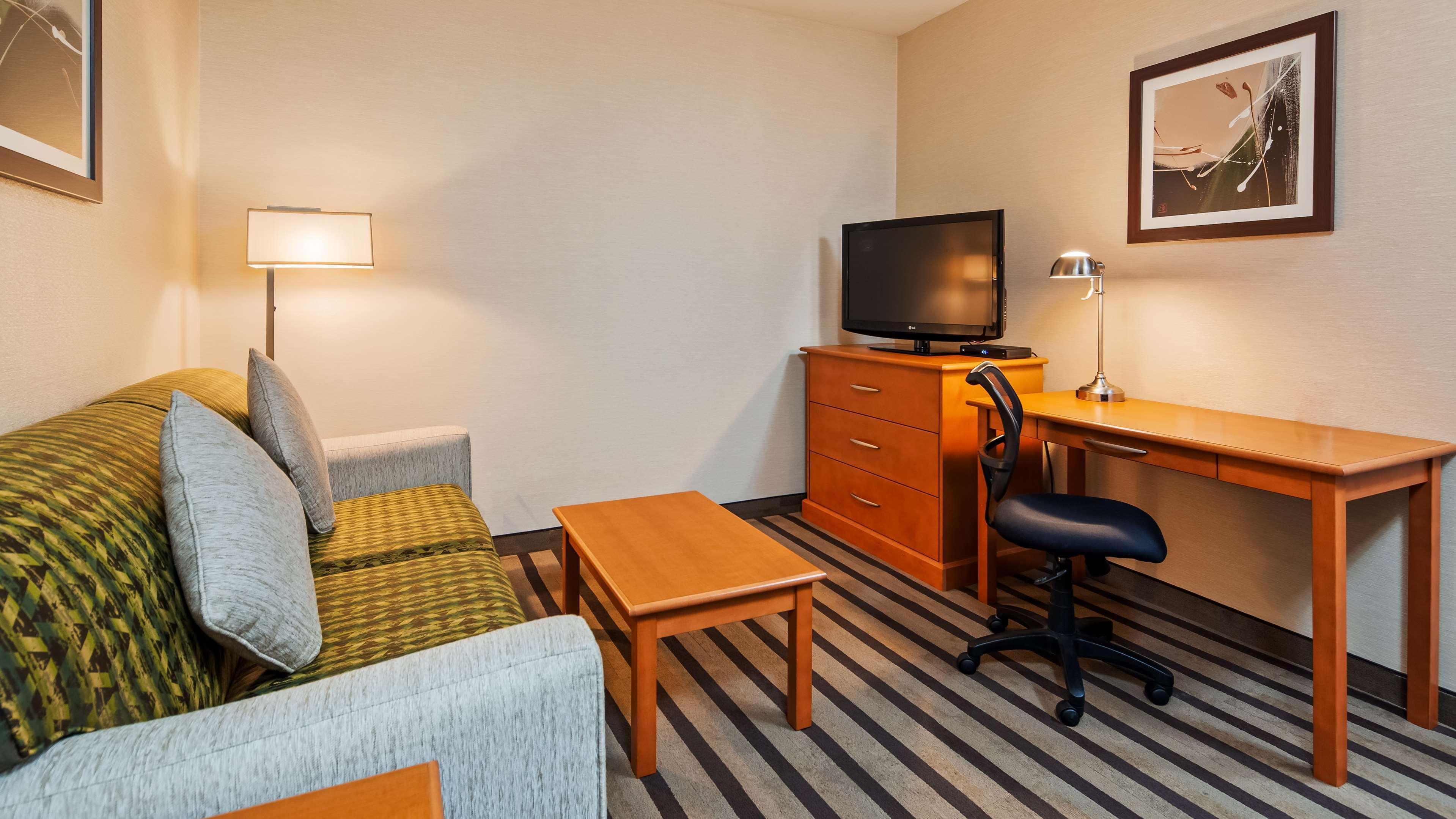 Best Western King George Inn & Suites Surrey Exteriér fotografie