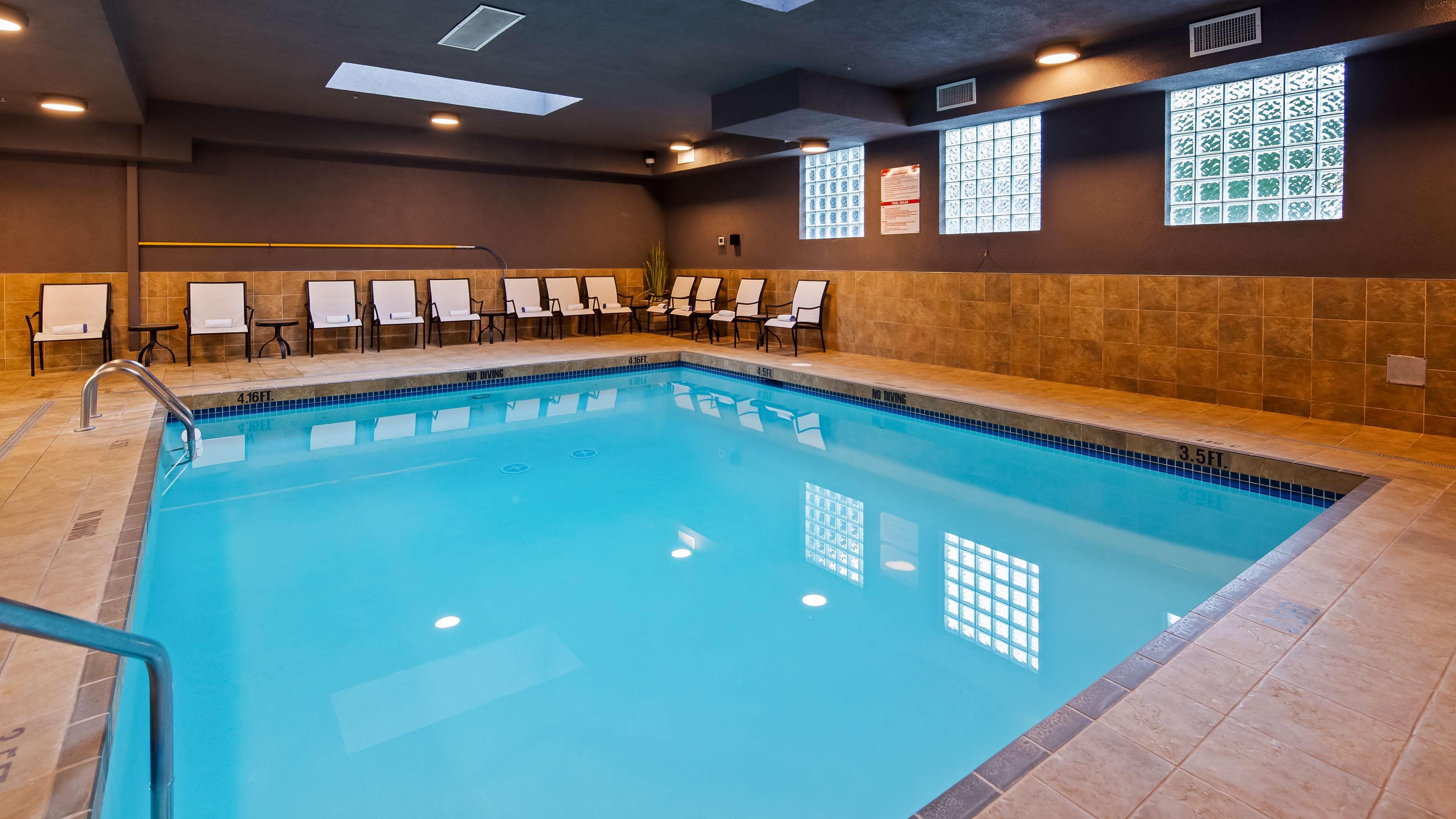 Best Western King George Inn & Suites Surrey Exteriér fotografie