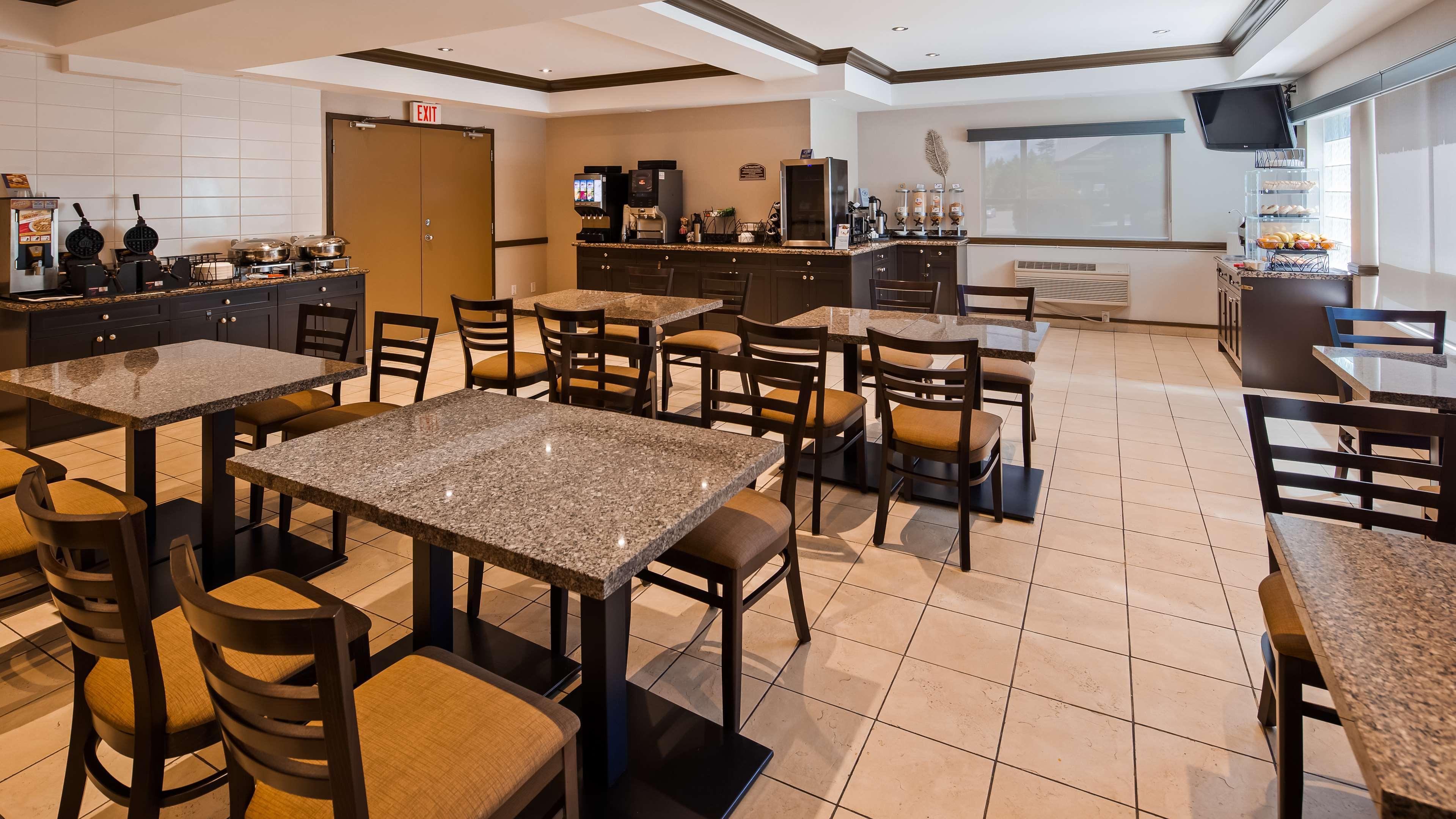 Best Western King George Inn & Suites Surrey Exteriér fotografie