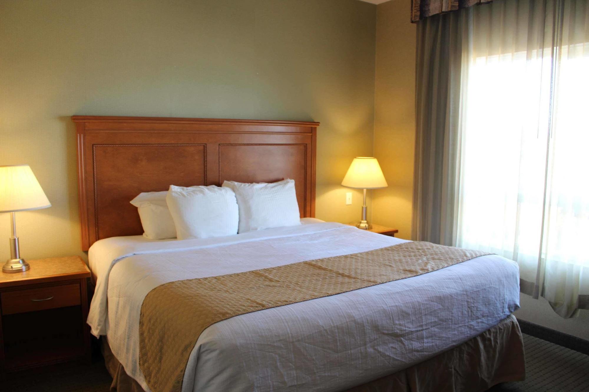 Best Western King George Inn & Suites Surrey Exteriér fotografie
